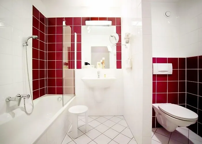 Strandhotel Alte Donau Hotel
