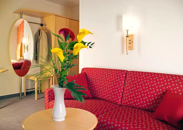 Strandhotel Alte Donau 4*
